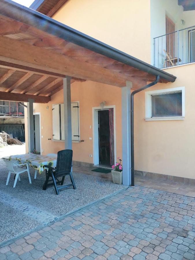 شقة Cascina Legnago Bilocale A 6 Chilometri Da Salo' Villanuova sul clisi المظهر الخارجي الصورة