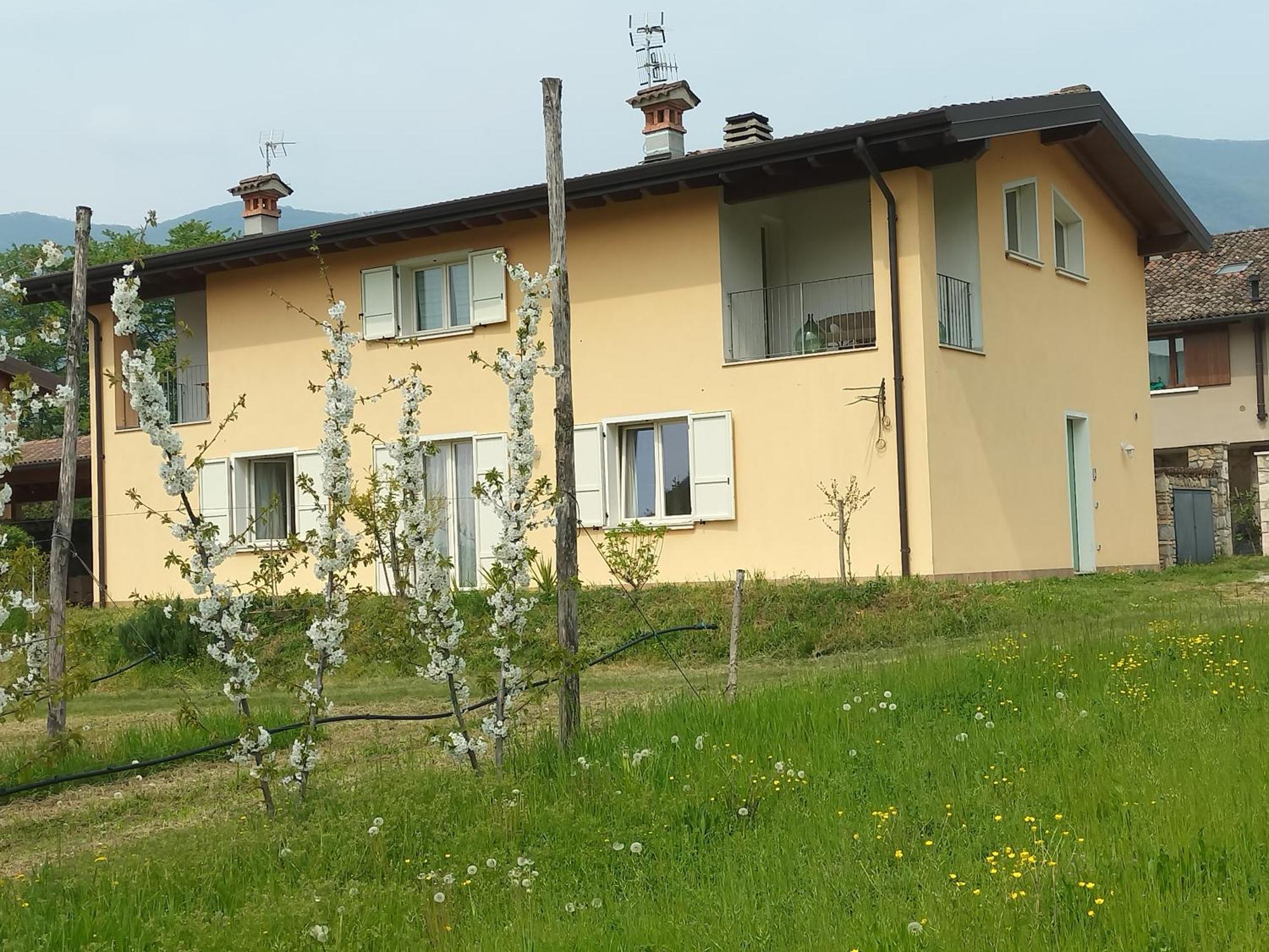 شقة Cascina Legnago Bilocale A 6 Chilometri Da Salo' Villanuova sul clisi المظهر الخارجي الصورة